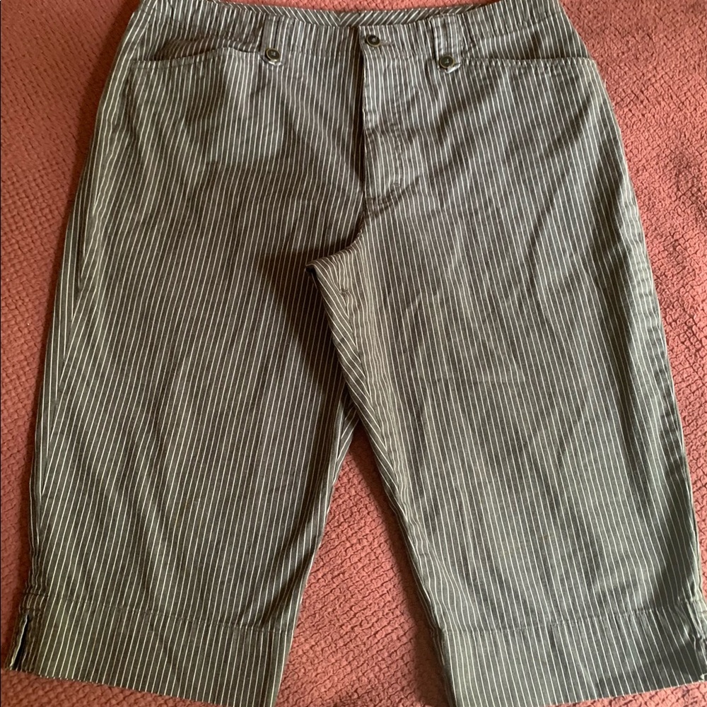 White Stag women’s Capri Pants size 14